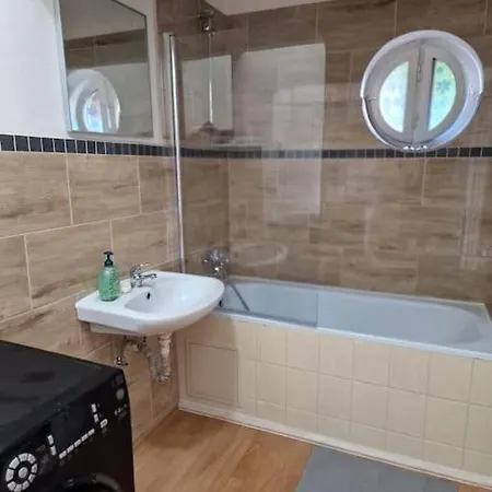 Apartment Prijemnybyt 2 1 V Prizemi Pro 5 Ostrava