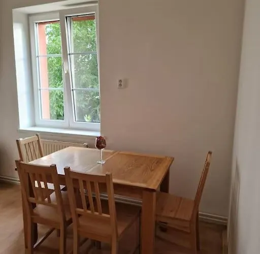Prijemnybyt 2 1 V Prizemi Pro 5 Lägenhet *